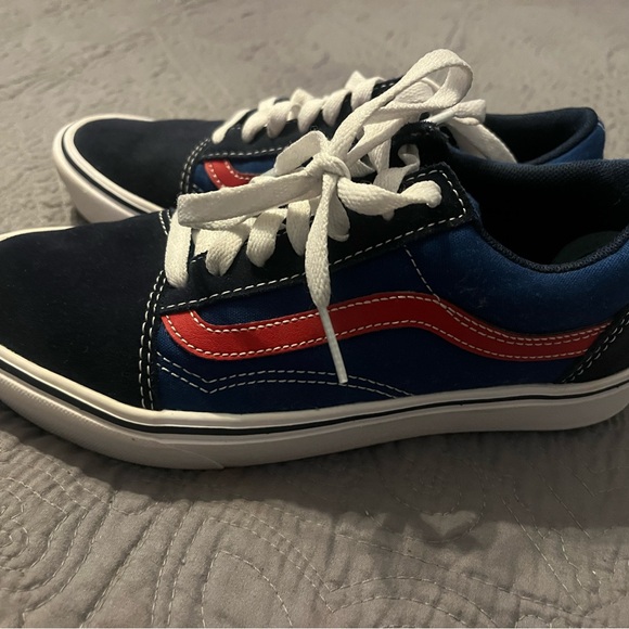 Vans Navy/Royal/Red Women’s 7 - Picture 2 of 3